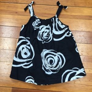 Baby Gap Adorable shoulder tie top